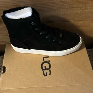 UGG Nuray sneakers black color